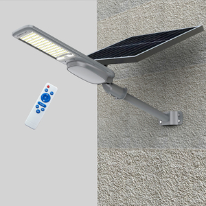 ไฟถนน LED แบบแยกส่วนอัจฉริยะ พลังงานแสงอาทิตย์ กันน้ำ IP65 ควบคุมเวลาด้วยรีโมท ใช้พลังงานแบตเตอรี่ DC ตัวเรือนอะลูมิเนียมหล่อขึ้นรูป - Product Image 1