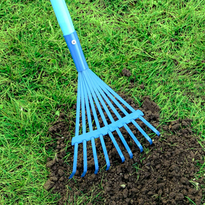 Outils <span class=keywords><strong>de</strong></span> jardinage pour enfants Outil <span class=keywords><strong>de</strong></span> jardinage à long <span class=keywords><strong>manche</strong></span> détachable comprenant <span class=keywords><strong>pelle</strong></span>, fourchette, gant, cadeau <span class=keywords><strong>de</strong></span> jardin pour enfants garçon et fille - Product Image 4