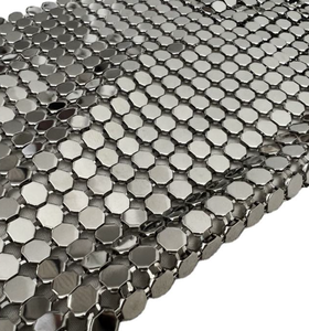 Tissu en maille d'<span class=keywords><strong>aluminium</strong></span> souple et flexible - Nappe à paillettes métalliques et textile décoratif - Product Image 3