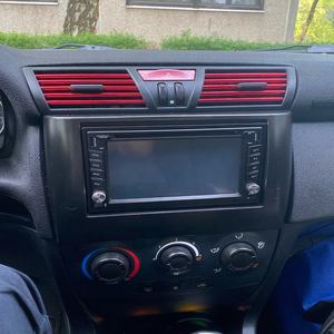 10 pièces bande décorative de sortie d'air de climatisation de voiture, bande de pince à maille en forme de U galvanoplastie bande lumineuse couleur chromée - Product Image 2