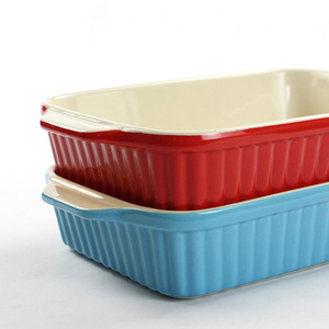 High-temperature <b>ceramic</b> rectangular baking <b>pan</b> with double handles for heat protection and easy handling; suitable for baking - Product Image 2