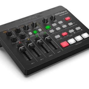 Roland AeroCasterVRC-01 อินเทอร์เฟซเสียงคอนโซลสตรีมมิ่งไร้สายแบบหลายกล้อง สำหรับการสตรีมสด วิดีโอบล็อก และการใช้งานส่วนตัว - Product Image 4