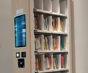 Lector de estante de libros <span class=keywords><strong>RFID</strong></span> 860 960MHz con antena 110V-240V 1-8W para seguimiento de biblioteca, reconocimiento de posición de libro, recordatorio de búsqueda de usuario - Product Image 4