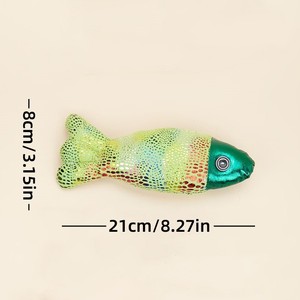 Jouets en forme de poisson en peluche colorés, jouets en forme de poisson qui couinent pour chats - Product Image 5