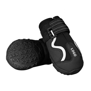 Zapatos de Goma para Mascotas con Logotipo Personalizado, Reflectantes, Antideslizantes y Cómodos, <span class=keywords><strong>Botas</strong></span> Ajustables de Lujo para Perros Grandes para Caminar y Entrenar al Aire Libre - Product Image 1