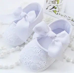 宝贝女孩儿童夏季时尚小象牙专利玛丽珍婴儿蕾丝礼服鞋