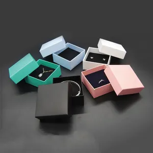 저렴한 가격 여러 가지 빛깔의 사용자 정의 반지 목걸이 팔찌 커프스 단추 종이 보석 상자 포장