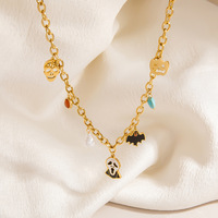 SUMMLY Collier en acier inoxydable plaqué or 18 carats, étanche, inaltérable, avec multiples breloques émaillées citrouille et fantôme pour Halloween, bijoux pour femme