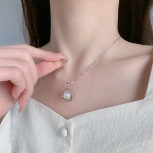 Collier pendentif en perle d'eau douce naturelle de luxe, chaîne à maillons plaquée or S925, CZ scintillant en vortex circulaire de 9,5-10 mm, KAMMY - Product Image 3