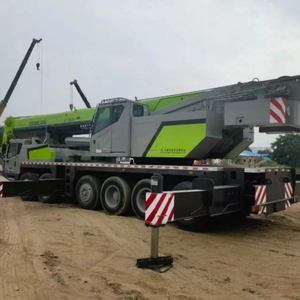 Grúa Móvil Zoomlion de Alta Gama, 100 Toneladas, 80 Toneladas, QY80V, ZTC100V en Dubái, Grúa sobre Camión Zoomlion - Product Image 3