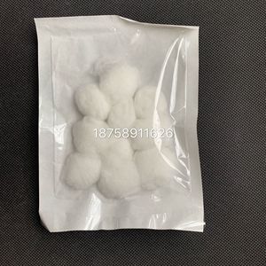 สำลีก้อนดูดซับน้ำมัน 10 ชิ้นต่อแพ็ค สำหรับทำความสะอาดเครื่องสำอางและการปฐมพยาบาล - Product Image 4