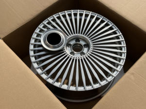 Wheelshome 22 Inch 5-112 Gloss Black Stock Gesmede Wielen 396f Nieuwe Staat Gemaakt Van Aluminiumlegering Voor Mansory - Product Image 4