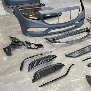 Nuovo Kit Carrozzeria Completo Design CLS63 per <span class=keywords><strong>Mercedes</strong></span> W218 2012-2017, Nero Lucido/Effetto Carbonio, Prezzo all'Ingrosso - Product Image 6