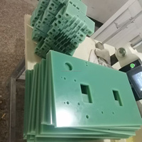 Pièces usinées Hengfeng, composants sur mesure en matériaux spécifiques pour applications haute température et haute/basse tension, résistance à la traction de 320 MPa