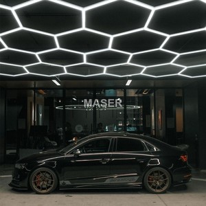 Dimmable haute puissance 5CCT 200v <span class=keywords><strong>LED</strong></span> lampe <span class=keywords><strong>de</strong></span> <span class=keywords><strong>Garage</strong></span> nid d'abeille éclairage <span class=keywords><strong>de</strong></span> travail conception hexagonale pour salle d'exposition <span class=keywords><strong>de</strong></span> voiture - Product Image 1