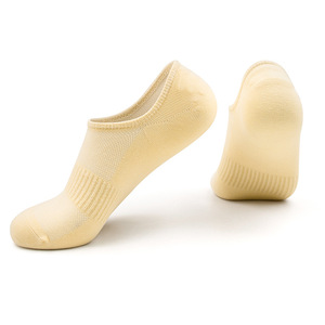 Venta al por mayor de calcetines de verano bordados pesados para hombres y mujeres desechables de nylon que absorbe el sudor desodorizante cuerpo puño Logo posición - Product Image 5