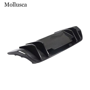 ลิ้นกันชนหลังคาร์บอนไฟเบอร์ทรง R8 V สำหรับปี 2010-2016 - Product Image 4