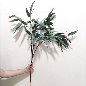 Plante verte simulée feuilles <span class=keywords><strong>d</strong></span>'eucalyptus Spray mariage <span class=keywords><strong>d</strong></span>écoration de la maison Faux feuilles Latex Real Touch feuilles <span class=keywords><strong>d</strong></span>'eucalyptus artificielles - Product Image 1