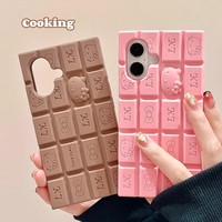 Coque de téléphone antichoc en silicone véritable avec protection intégrale de l'appareil photo, motif ours en chocolat 3D de dessin animé pour 16 Pro Max