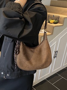 Sac à main polyvalent vintage léger et décontracté pour femme, idéal pour les voyages, sac à bandoulière simple de qualité supérieure - Product Image 4