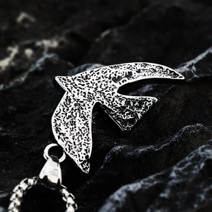 Colgante de paloma de la paz de acero inoxidable, collar minimalista para hombres y mujeres, regalo, joyería, accesorio de moda - Product Image 4