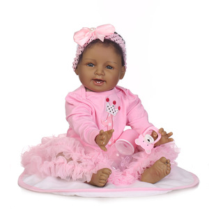 Poupée <span class=keywords><strong>Reborn</strong></span> <span class=keywords><strong>Bébé</strong></span> Afro-Américain en Silicone Vinyle Noir de 55 cm, Corps Complet, Souriant, Jouets pour Filles - Product Image 6
