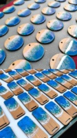 Porte-clés en bois personnalisé avec résine époxy, motif vague marine, style nautique, vente en gros, cadeau pour les amateurs de plage, décoration de sac