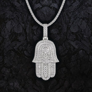 Colgante Hamsa de Lujo con Baño de Oro de 14K y Moissanita VVS1 de Corte Brillante, Joyería Zuanfa P6432 con Certificado GRA, Estilo Hip Hop para Raperos - Product Image 2