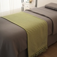 L'ensemble de draps de table de massage en microfibre gris foncé (différentes couleurs) accepte la taille et le logo personnalisés