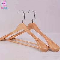 Cintre triangulaire en bois lisse et polyvalent, empilable, pour vêtements, fabrication chinoise