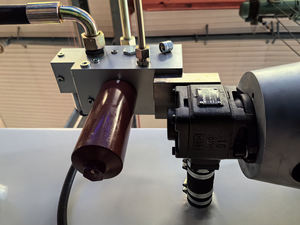 יצרן סין cnc 3200 מ "מ הידראולי לחץ בלם מכונת כיפוף - Product Image 3