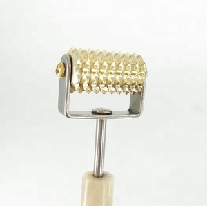 Outil de réflexologie facial en cuivre, acupuncture, massage de points de peau, avec poignée en corne de bœuf, 1 pièce - Product Image 4
