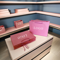 Sacs en papier de luxe roses pour bijoux, perruques et cosmétiques, sacs cadeaux personnalisés pour boutiques de détail pour filles avec logo