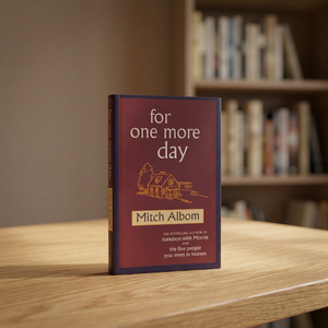 Por un día más, de Mitch Albom, libro en inglés de bolsillo, relaciones familiares, historia de esperanza y redención - Product Image 2