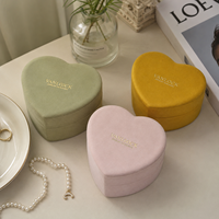 Boîte à bijoux en velours en forme de cœur personnalisée de luxe pour bague, collier, emballage cadeau