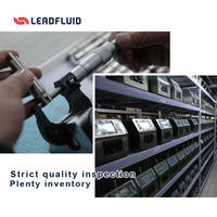 Pompe à engrenages intelligente de précision Lead Fluid CT3001F avec quatre modes de distribution pour le dosage et le transfert de produits chimiques