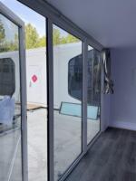 Maisonnette moderne européenne en panneaux sandwich à structure en acier SUIHE 6m pour villas de luxe