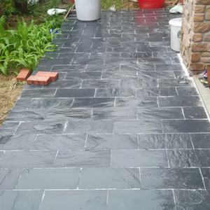 Vente chaude Produits de décoration en pierre de jardin Carrelages de sol extérieurs en pierre <span class=keywords><strong>calcaire</strong></span> noire avec finition antidérapante - Product Image 2