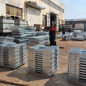 Battistrada in acciaio zincato a caldo-eccellente resistenza alle intemperie e alla ruggine per scale esterne - Product Image 4