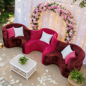 Nuevo Diseño de Moda, Sofá Seccional Modular Curvo Tapizado en Terciopelo de Forma Irregular con Múltiples Asientos para Bodas - Product Image 1