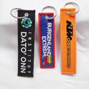 Porte-clés brodé personnalisé double face en tissu pour moto, porte-clés jet tag - Product Image 1