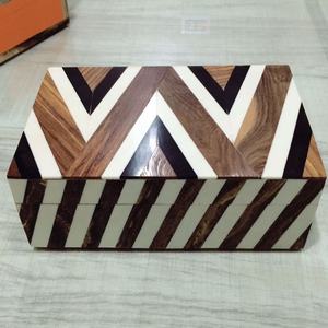 Boîte à bijoux en laiton à pois en résine MDF de Style londonien la plus vendue fabriquée à la main pour la décoration de la maison anniversaire traditionnel - Product Image 3