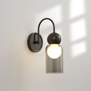 โคมไฟติดผนังทองแดงแท้สไตล์มินิมอลระดับไฮเอนด์ สำหรับบ้าน แสงไฟหรูหรา ดีไซน์ศิลปะ เหมาะสำหรับห้องนอน บันได ห้องโถงทางเข้า - Product Image 3