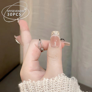 <span class=keywords><strong>Uñas</strong></span> Postizas Hechas a Mano con Diseño de Ojo de Gato, Estilo Francés de Alta Gama con Lazo de Perlas, para Chicas Modernas y Dulces - Product Image 3