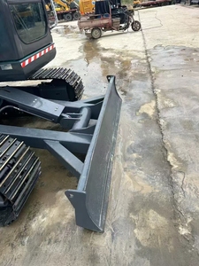 Excavadora de cadenas usada Kobelco SK75 de 7 toneladas con sistema hidráulico completo, motor Koop, EPA, CE, para uso agrícola, con alta eficiencia. - Product Image 6