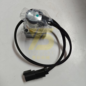 วาล์วนำร่องเครื่องจักรก่อสร้าง 702-21-62200 7022162200 เหมาะสำหรับรถขุด PC200-8 PC210-10 PC300-8 PC350-8 - Product Image 1