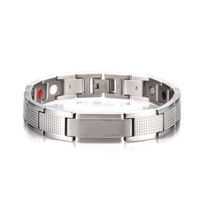 Bracelet en acier inoxydable pour femmes et hommes, résistant à la rouille, réglable, résistant à l'eau, pour les États-Unis - Product Image 5