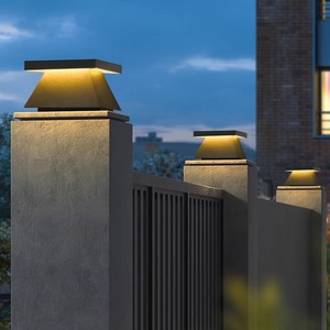 Lampe de poteau solaire étanche pour extérieur, idéale pour portail de villa, jardin ou clôture - Product Image 3