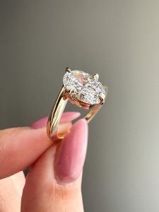 Bague de fiançailles ovale en diamant de laboratoire 1 carat en or 14 carats pour mariage, solitaire certifié, bijoux fins, diamants remplis, luxe - Product Image 2