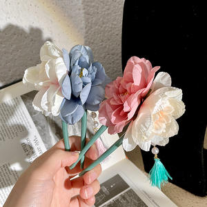 Style chinois Super fée plaque cheveux coloré fleur en forme de U épingle à cheveux Hanfu nouveau tempérament gland grande fleur épingle à cheveux - Product Image 4